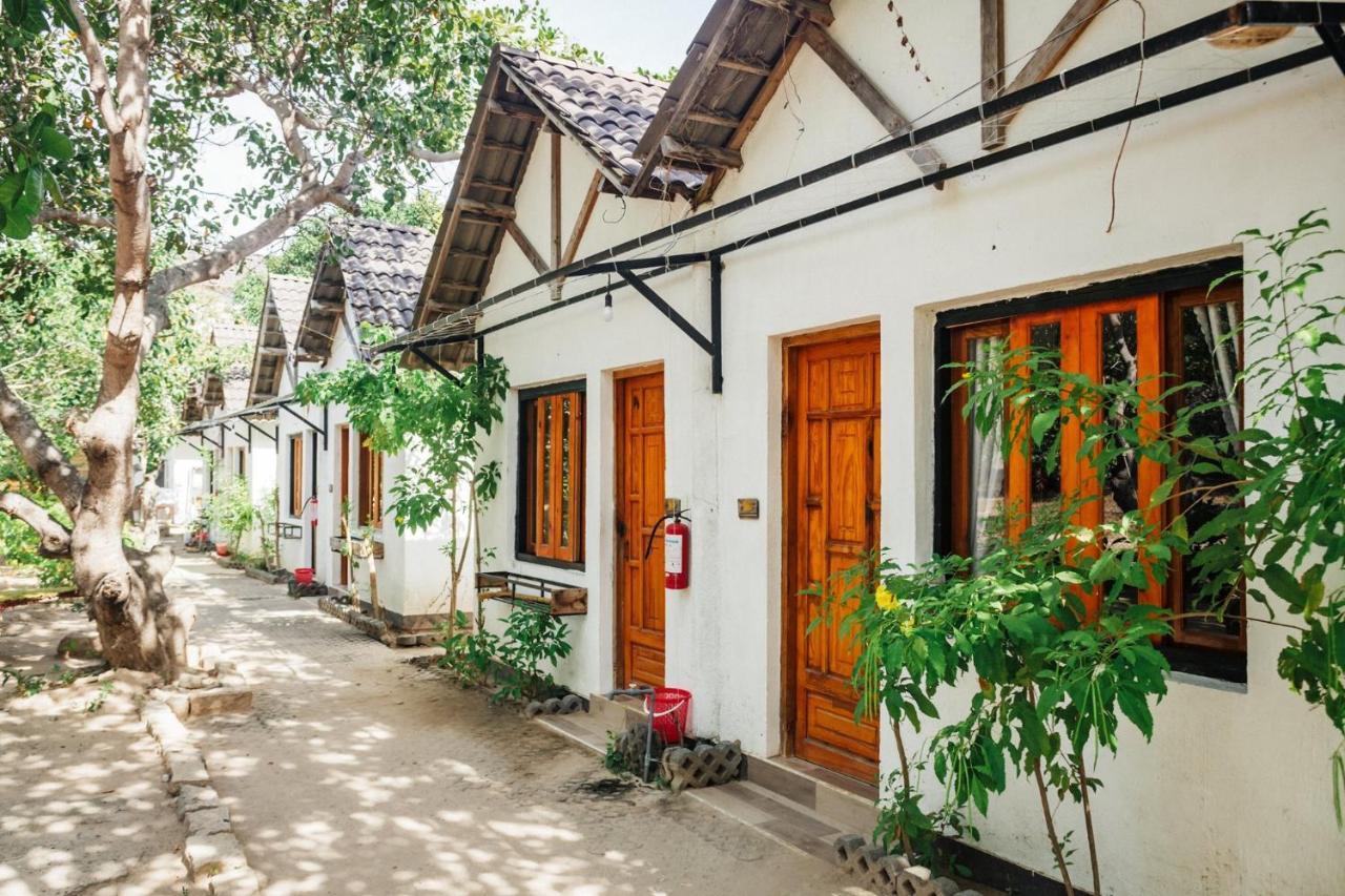 Villa Dao Hoa Vang Cam Ranh - Venuestay Dış mekan fotoğraf