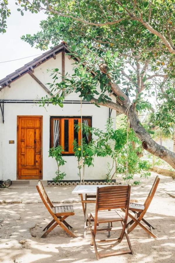 Villa Dao Hoa Vang Cam Ranh - Venuestay Dış mekan fotoğraf