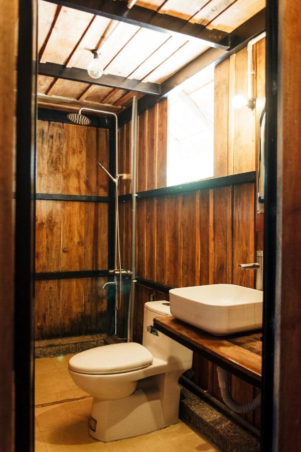 Villa Dao Hoa Vang Cam Ranh - Venuestay Dış mekan fotoğraf